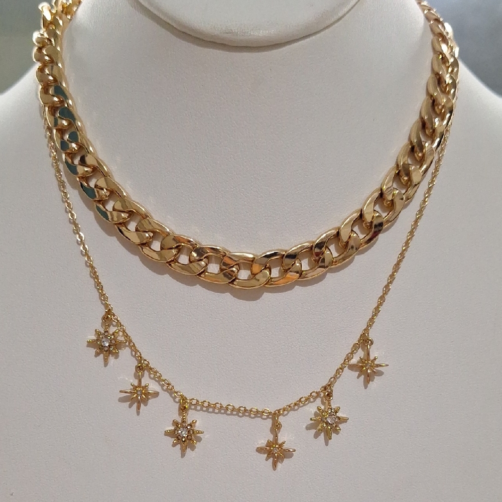 Gold Star Charm Necklace Set